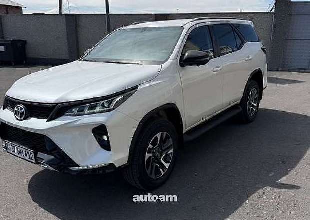 Toyota Fortuner