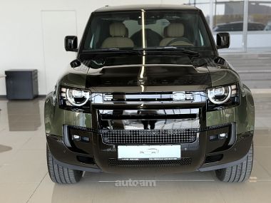 Land Rover Defender  2026 