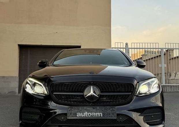 Mercedes-Benz E 43 AMG