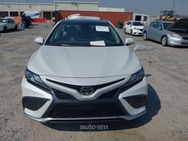 Toyota Camry  2021 