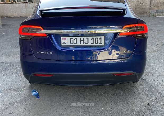 Tesla Model X 2017 — լուսանկար 4