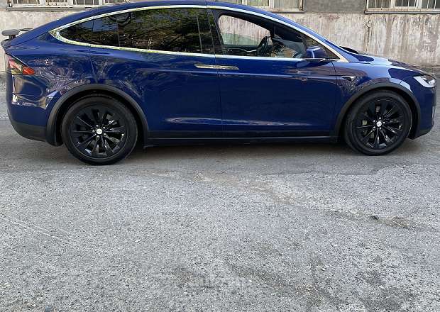 Tesla Model X 2017 — լուսանկար 6
