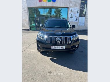 Toyota Land Cruiser Prado  2023 