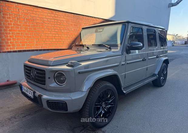 Mercedes-Benz G-Class