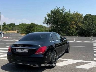 Mercedes-Benz C 300  2017 