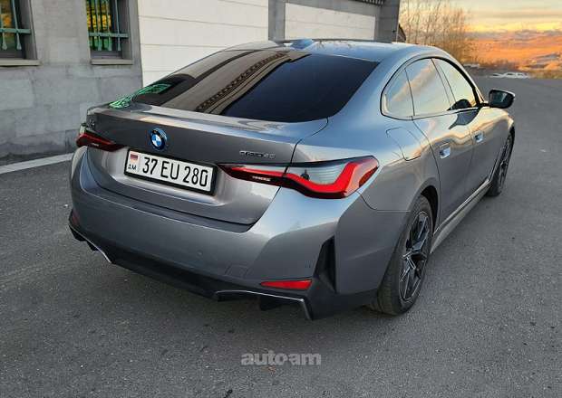 BMW i4