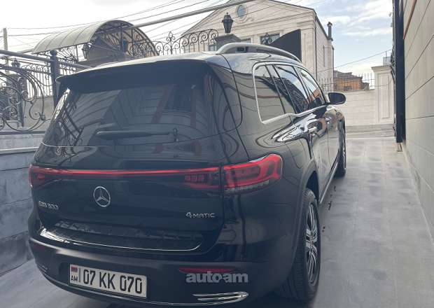 Mercedes-Benz EQB