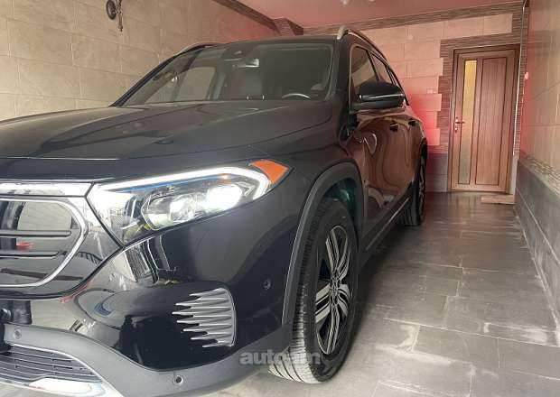 Mercedes-Benz EQB