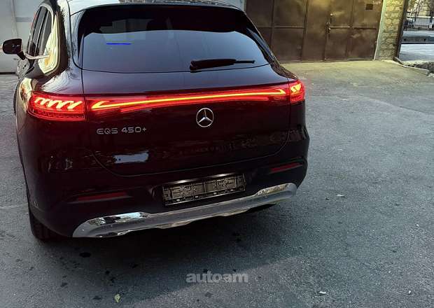 Mercedes-Benz EQS SUV