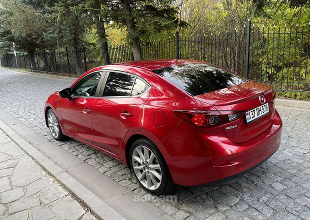 Mazda 3