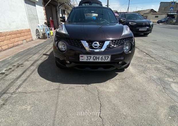 Nissan Juke 2015 — фото 1