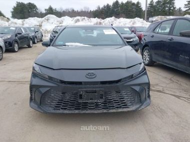 Toyota Camry  2025 