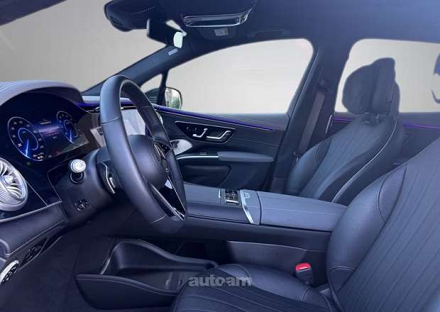 Mercedes-Benz EQS SUV