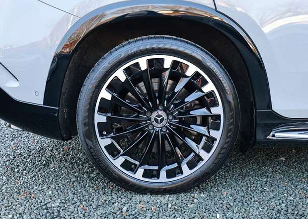 Mercedes-Benz EQS SUV