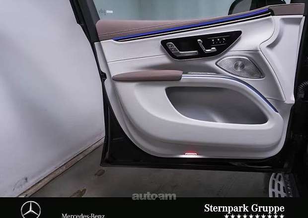 Mercedes-Benz EQS SUV