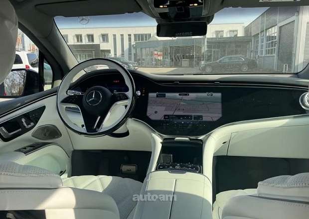 Mercedes-Benz EQS SUV