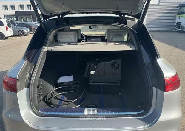 Mercedes-Benz EQS SUV