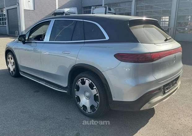 Mercedes-Benz EQS SUV