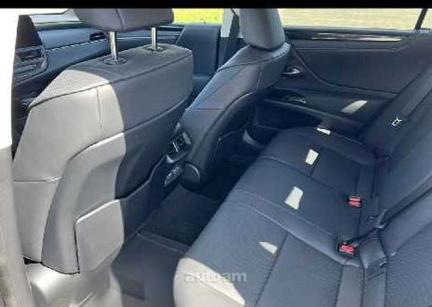 Lexus ES 300