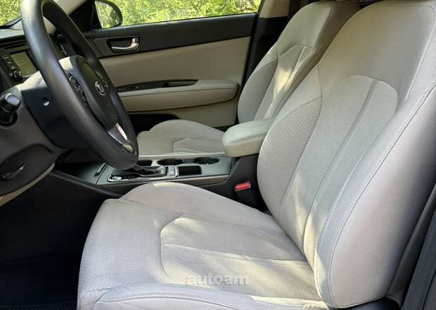 Kia Optima 2016 — լուսանկար 11
