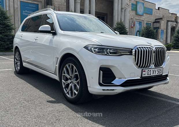 BMW X7
