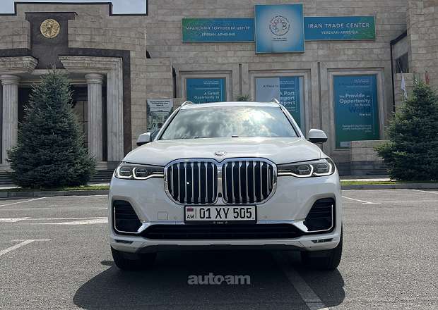 BMW X7