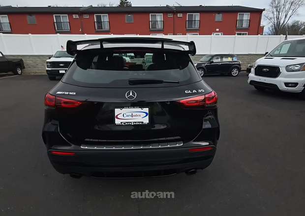 Mercedes-Benz GLA 35 AMG