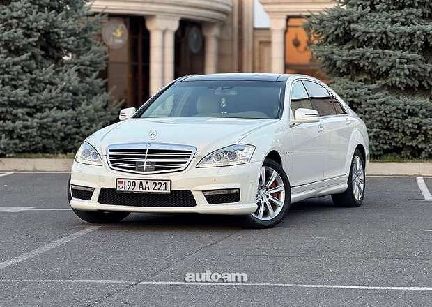 Mercedes-Benz S 550