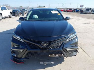 Toyota Camry  2024 