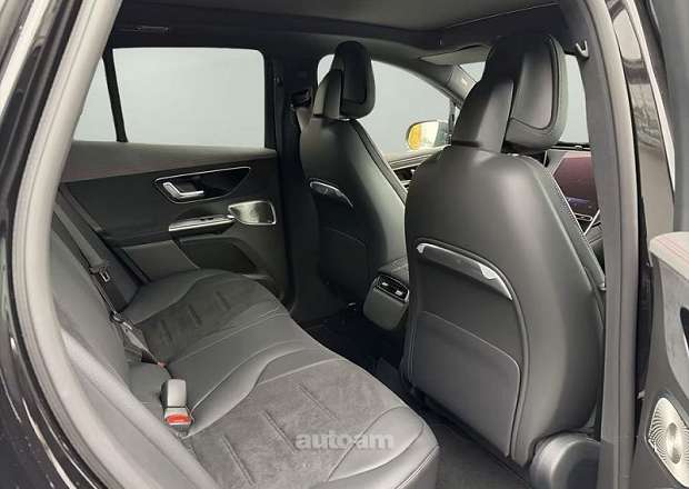 Mercedes-Benz EQE SUV