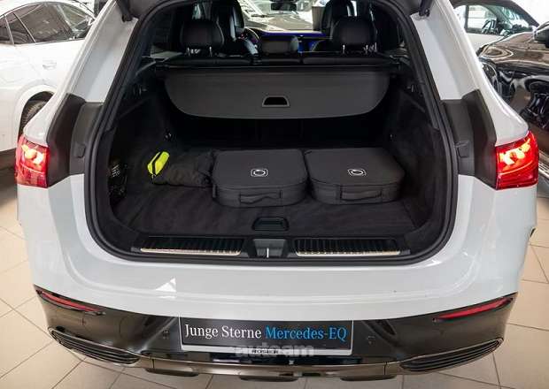 Mercedes-Benz EQE SUV