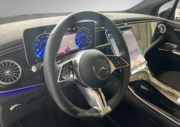 Mercedes-Benz EQE SUV