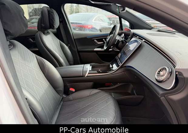 Mercedes-Benz EQE SUV