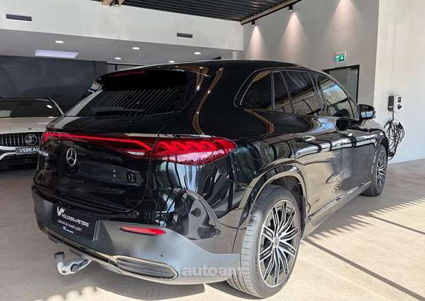 Mercedes-Benz EQE SUV
