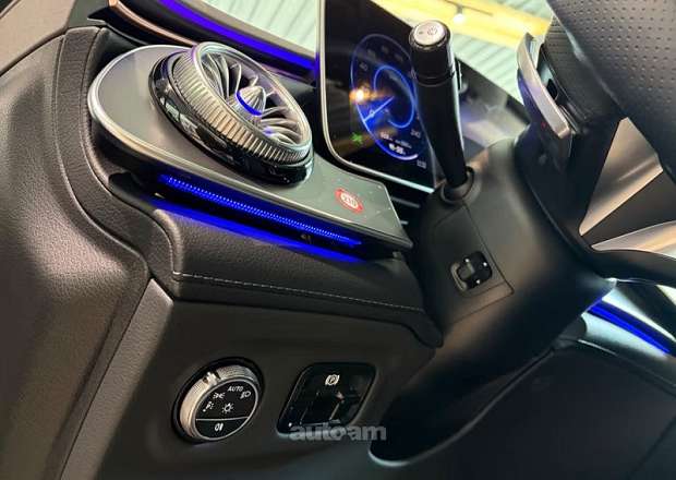 Mercedes-Benz EQE SUV