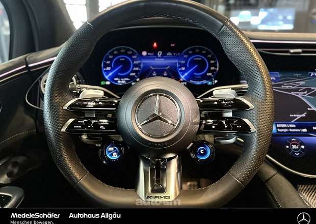 Mercedes-Benz EQE SUV