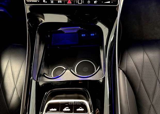 Mercedes-Benz CLE 300