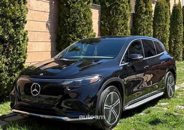 Mercedes-Benz EQS SUV