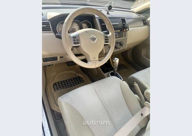 Nissan Versa 2008 — լուսանկար 7