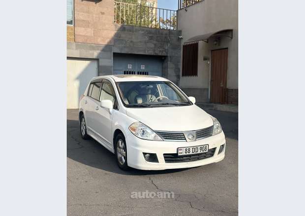 Nissan Versa 2008 — լուսանկար 6