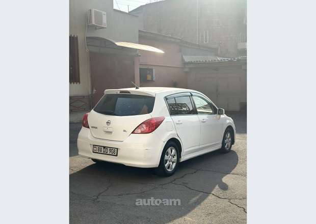 Nissan Versa 2008 — լուսանկար 5