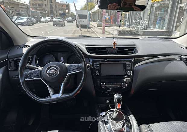 Nissan Rogue 2017 — լուսանկար 2