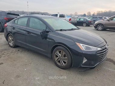 Hyundai Elantra  2020 