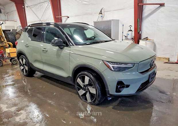 Volvo XC40