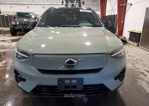 Volvo XC40