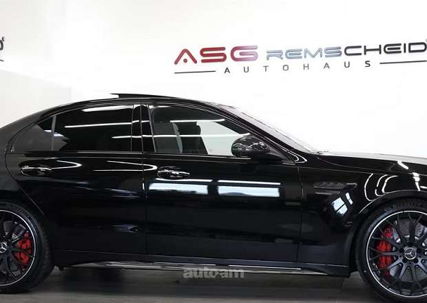 Mercedes-Benz C 63 AMG