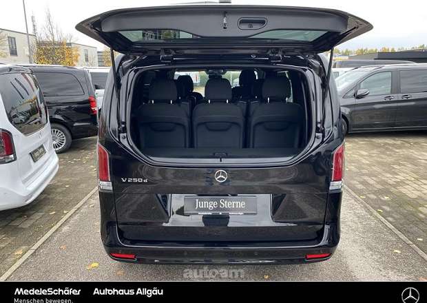 Mercedes-Benz V 250