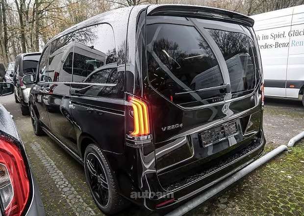 Mercedes-Benz V 220