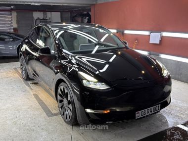 Tesla Model Y  2022 