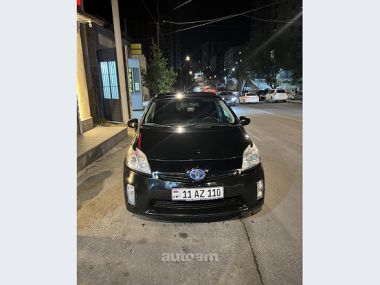 Toyota Prius  2011 